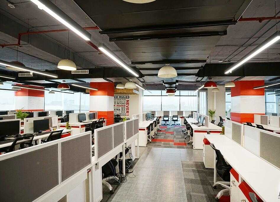 4000 feet Furnished Office on Rent