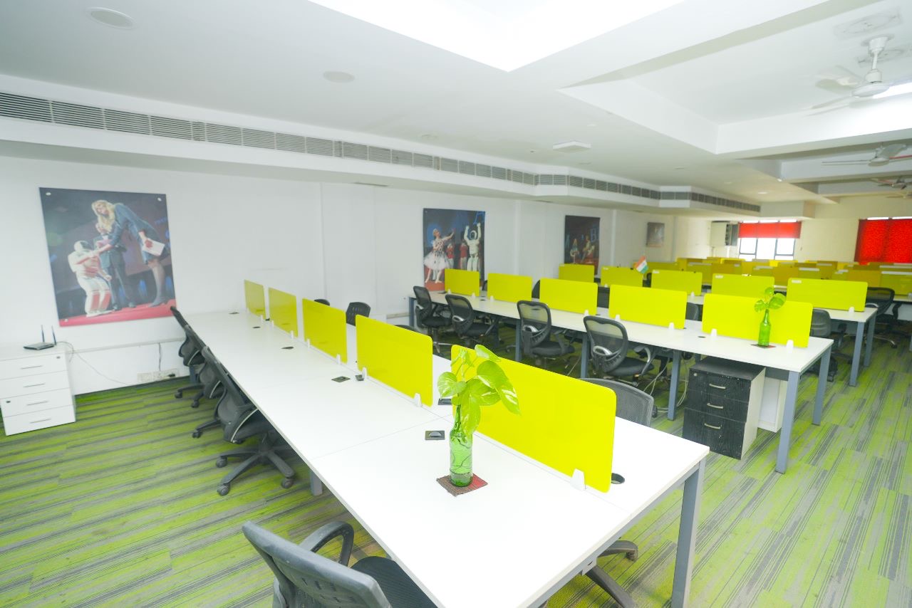 2000 Feet Ready To Move Office Spaces